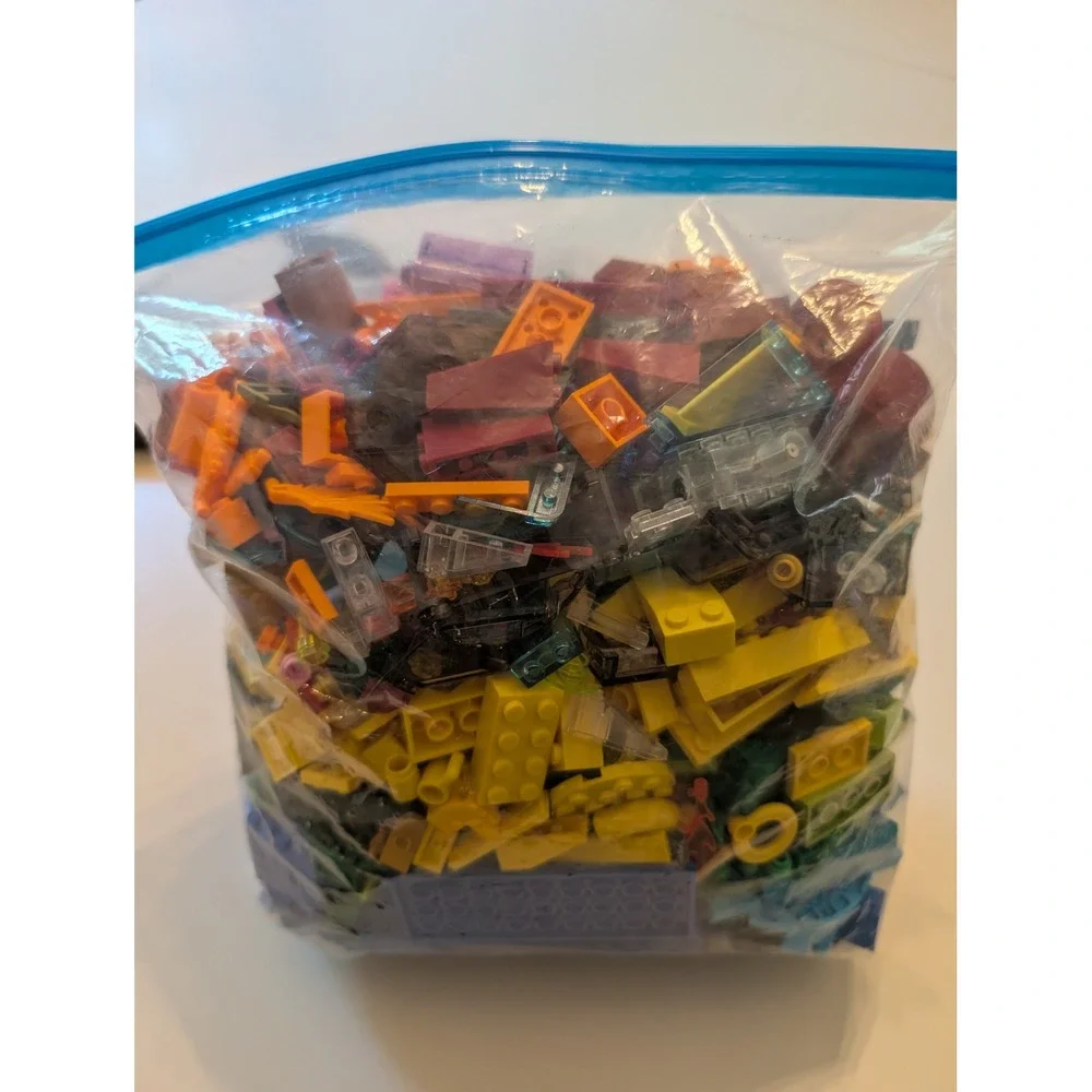 LEGO Bulk Bricks Unisex 2lb Multicolor Mixed Lot Creative Building Parts